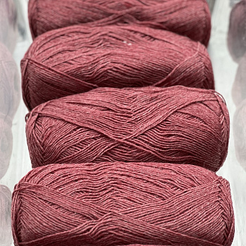 Стоковая носочная пряжа