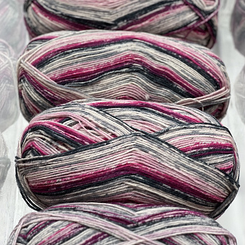 Стоковая носочная пряжа