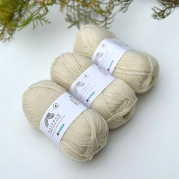 Стоковая носочная пряжа