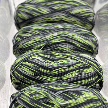 Стоковая носочная пряжа