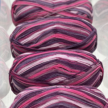 Стоковая носочная пряжа