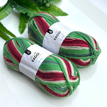 Стоковая носочная пряжа