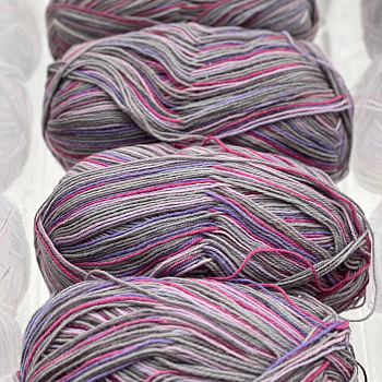 Стоковая носочная пряжа