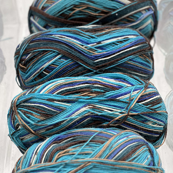 Стоковая носочная пряжа