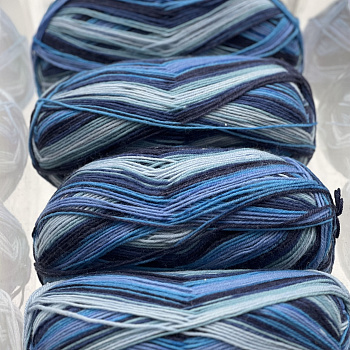 Стоковая носочная пряжа