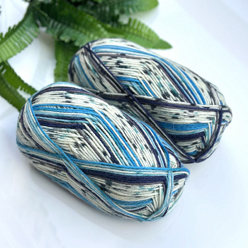 Стоковая носочная пряжа