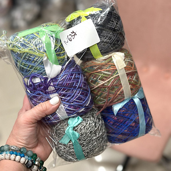 Носочный набор с кейками №637