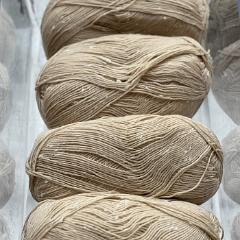 Стоковая носочная пряжа