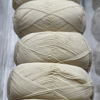 Стоковая носочная пряжа