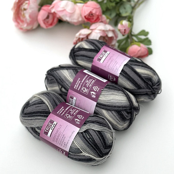 Стоковая носочная пряжа