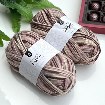 Стоковая носочная пряжа