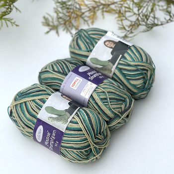 Стоковая носочная пряжа