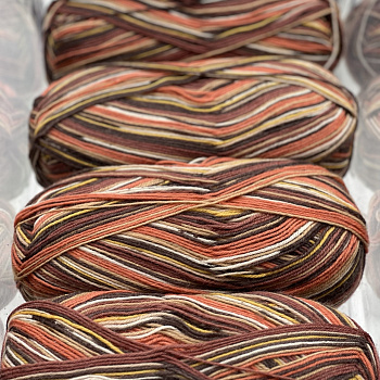 Стоковая носочная пряжа