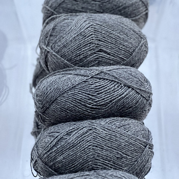 Стоковая носочная пряжа