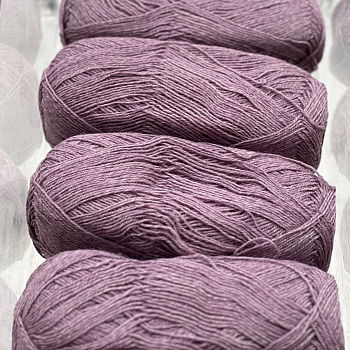 Стоковая носочная пряжа