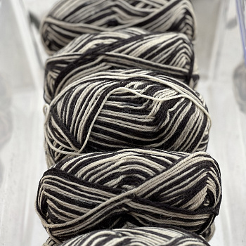 Стоковая носочная пряжа Patons Kroy Socks