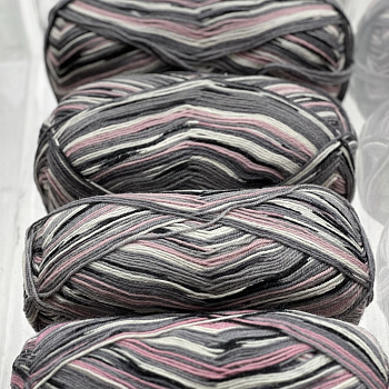 Стоковая носочная пряжа